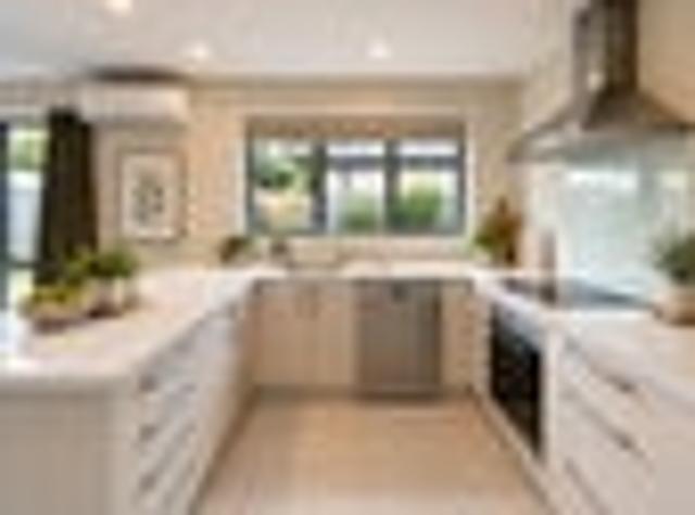 House for rent in Chaslands, Canterbury