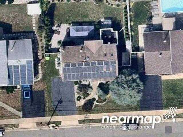 House for sale in Hazlet