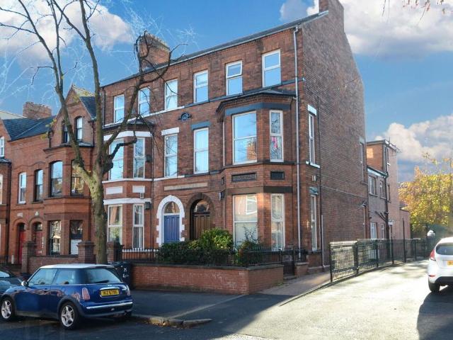 Apartment for rent in Belfast, Windsor