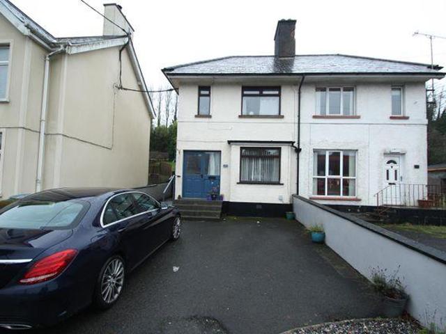 House for sale in Ballynahinch