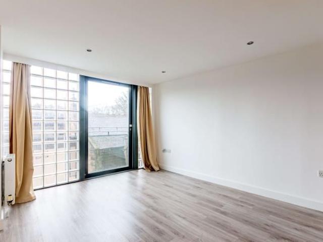 Apartment for rent in Haymarket, Scotland