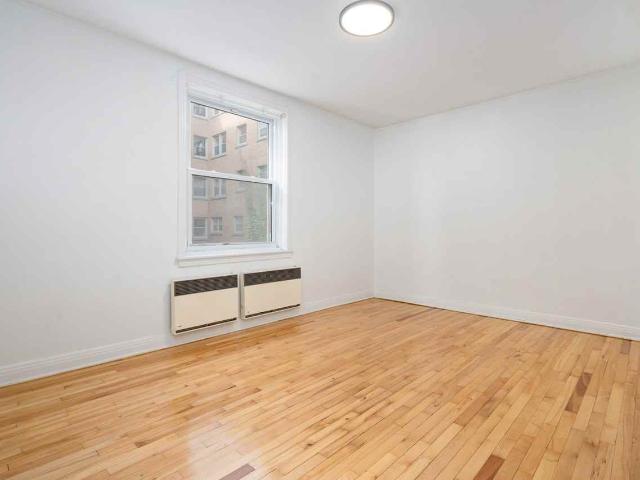 Apartment for rent in St. Leonard's, Quebec
