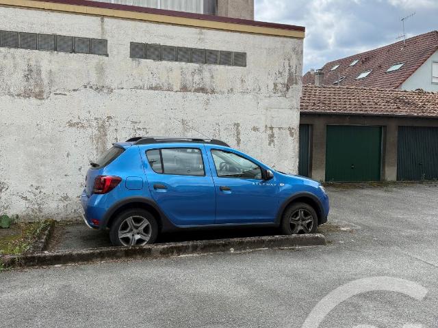 Garage location à Belfort, Saraz