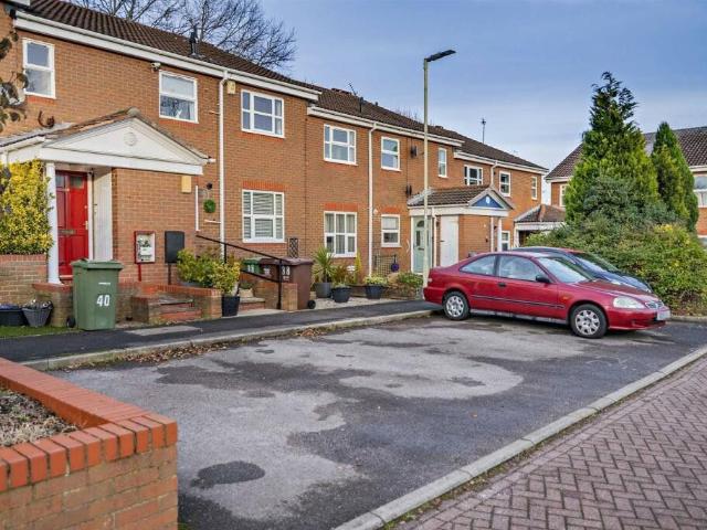 Studio for rent in Lofthouse Gate, Wakefield