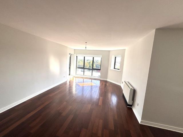 Apartment to rent in Bluebell, North Tipperary
