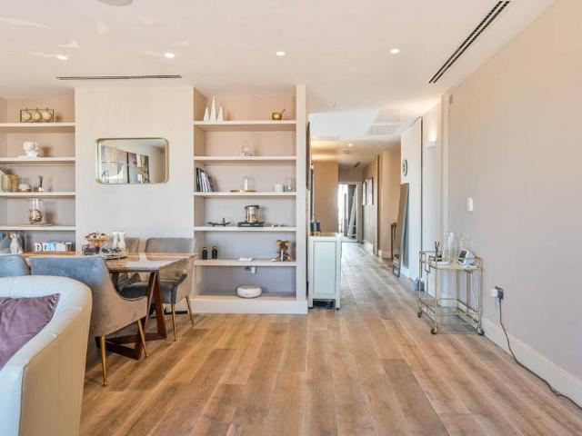 Apartment for rent in Ratcliffe, Greater London