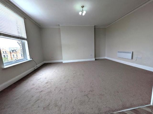 Apartment for rent in South Cliff, Kepwick