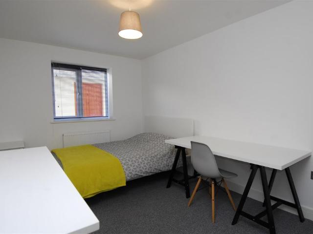 Room for rent in Mutley, Plymouth