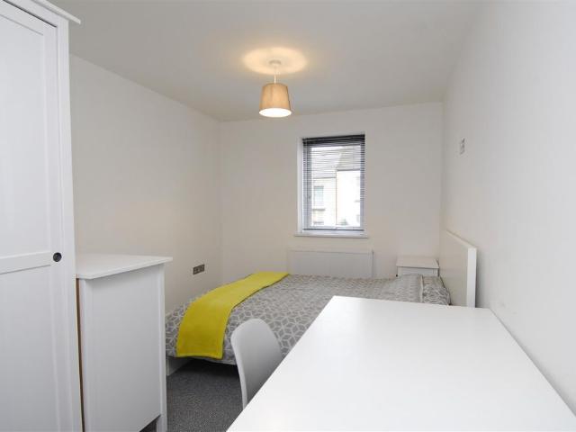 Room for rent in Mutley, Plymouth