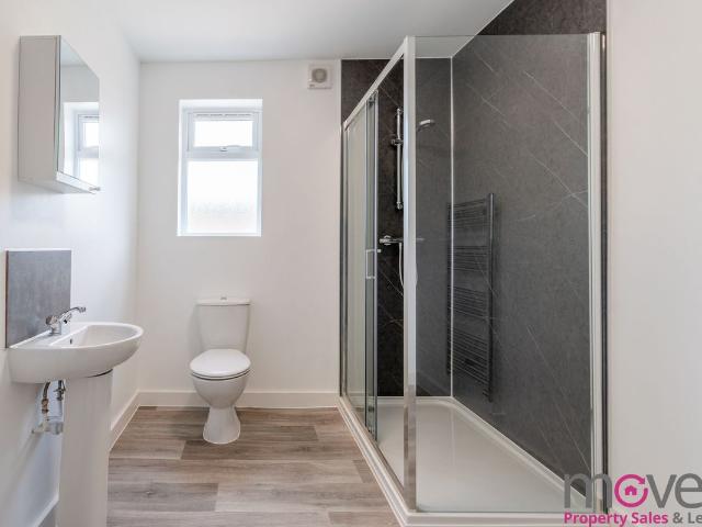 Room for rent in Kings Barton, Gloucester