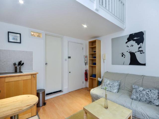 Apartment for rent in Pimlico, Greater London