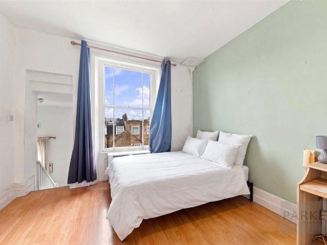 Studio for rent in Tachbrook Estate, Greater London