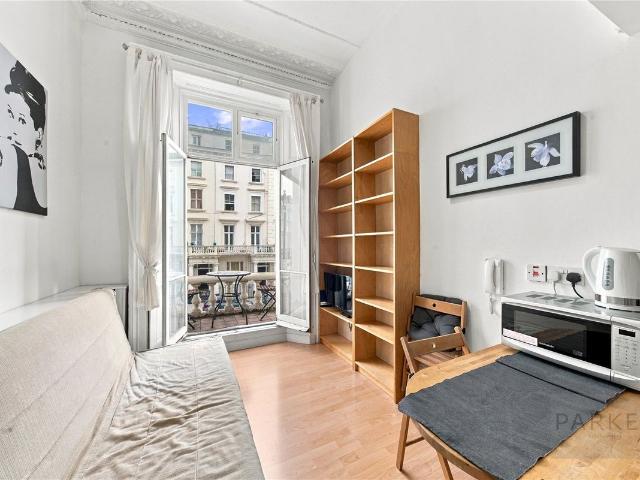 Studio for rent in Pimlico, Greater London