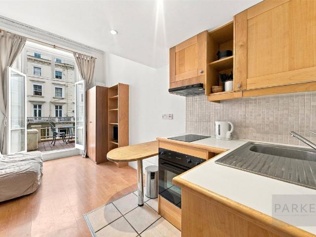 Studio for rent in Pimlico, Greater London