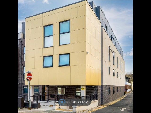 Studio for rent in Mount Wise