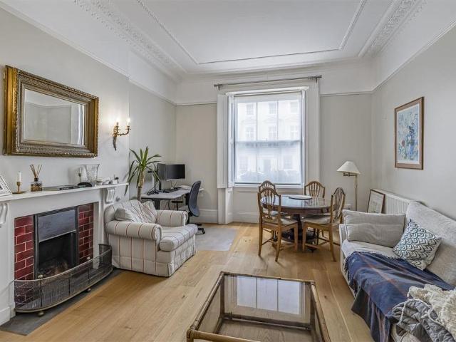 Apartment for rent in Pimlico, Greater London