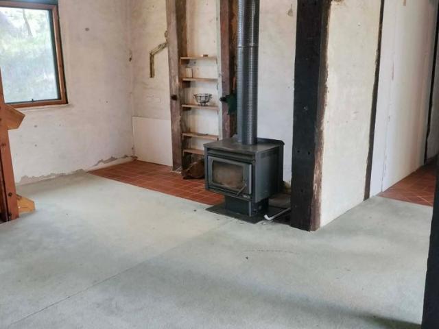 Room for rent in Camerons Creek, Victoria