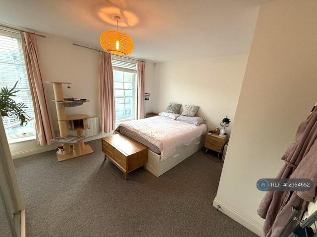 House for rent in Ratcliffe, Stepney