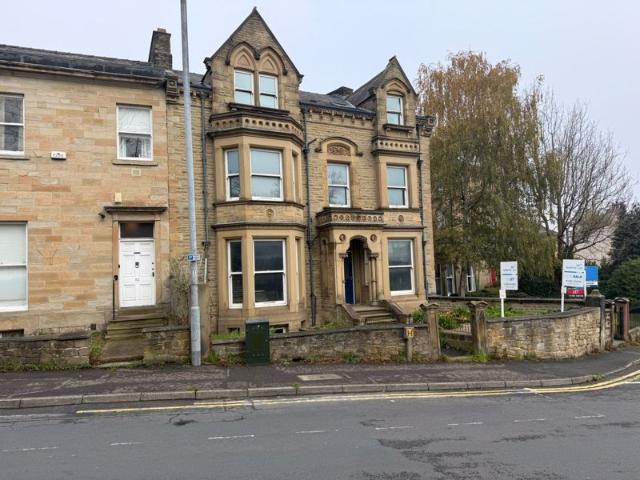 Room for rent in Highfields, Huddersfield