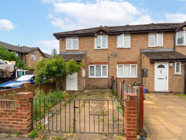 House for rent in London Borough of Merton, Mitcham