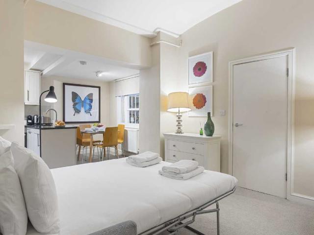 Studio for rent in Belgravia, Greater London