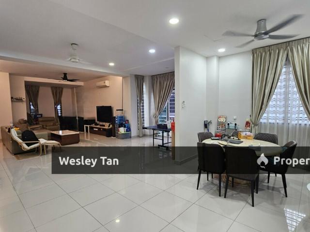 Bungalow for sale in Malaka