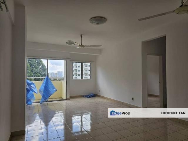 Condominium for sale in Petaling, Subang Jaya
