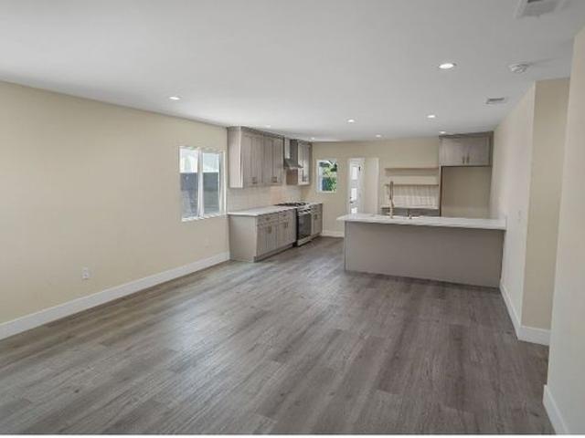 House for rent in Victoria, Greater London