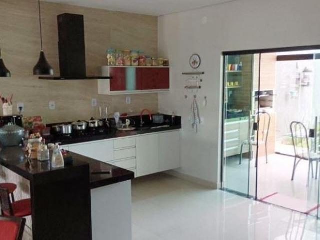 Casa venda em Região Geográfica Imediata do Distrito Federal, Região Integrada de Desenvolvimento do Distrito Federal e Entorno