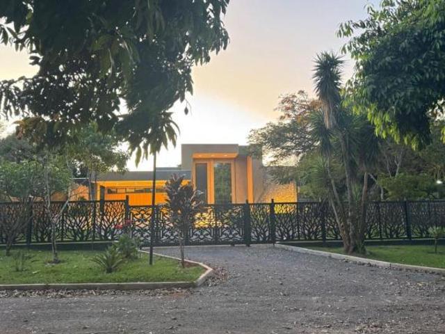 Casa venda em Região Geográfica Imediata do Distrito Federal, Região Integrada de Desenvolvimento do Distrito Federal e Entorno