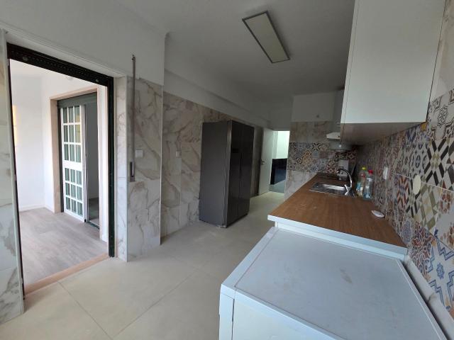 Apartamento alugar em Almada, Setúbal