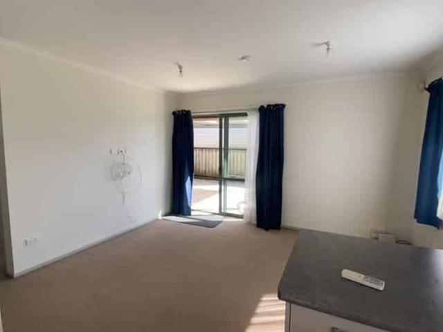 Townhouse for rent in Hillsborough, Taranaki