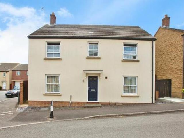 House for sale in Preston Plucknett, Yeovil