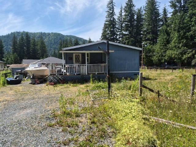House for sale in Deming, Washington