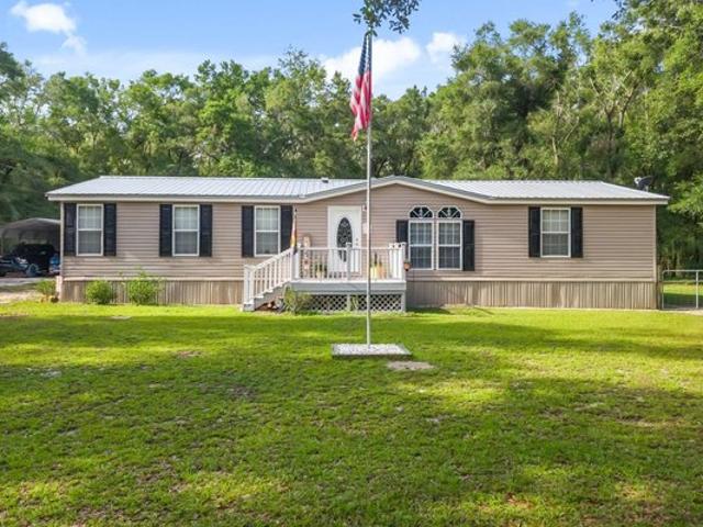 House for sale in Bell, Florida