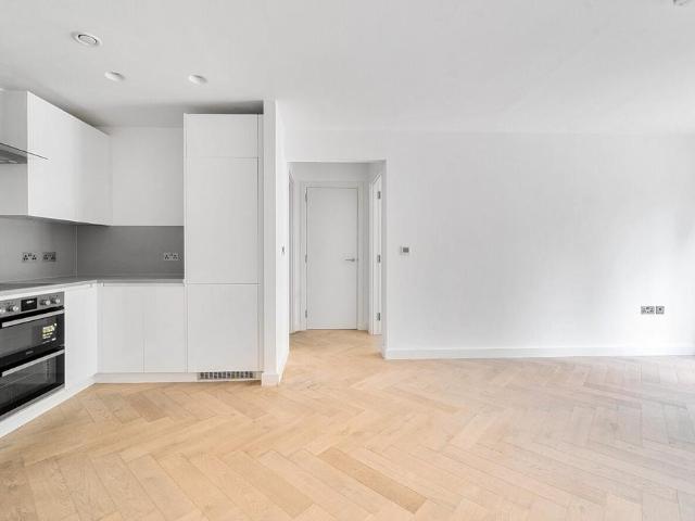 Apartment for rent in London Borough of Croydon, Selhurst