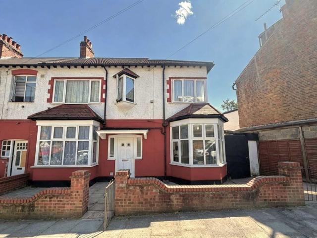 Apartment for rent in Hendon, Greater London