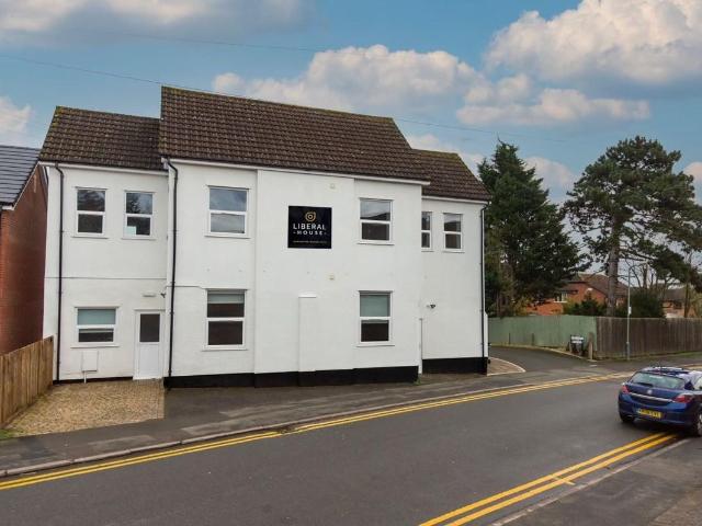 Studio for rent in Alderminster, Warwickshire