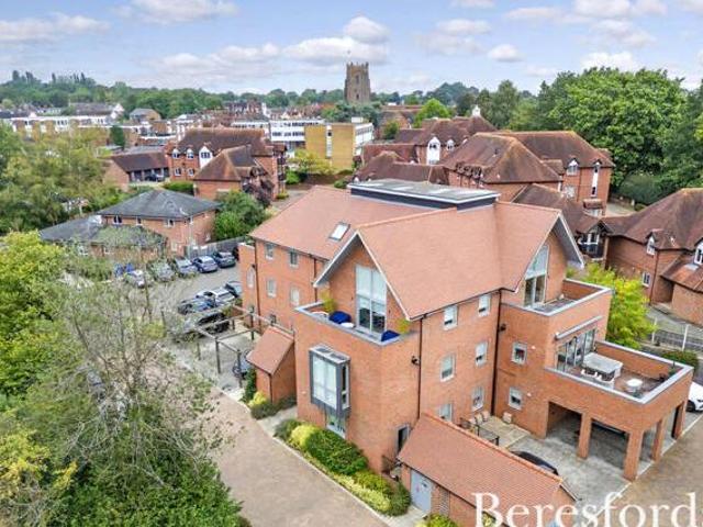 House for sale in Navestock Side, Essex