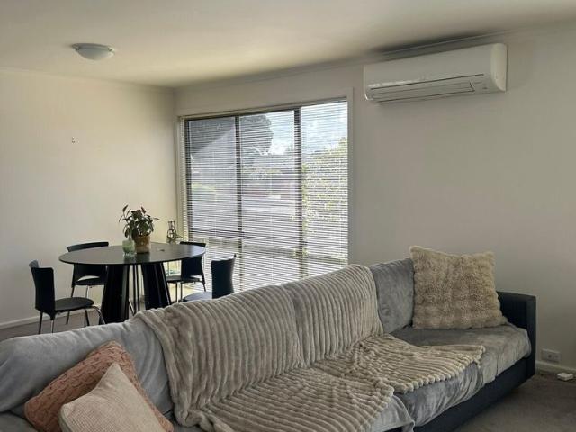 Room for rent in Geelong, Victoria