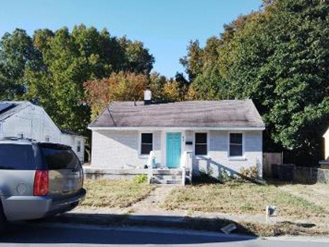 House for sale in Hampton House for sale in Hampton