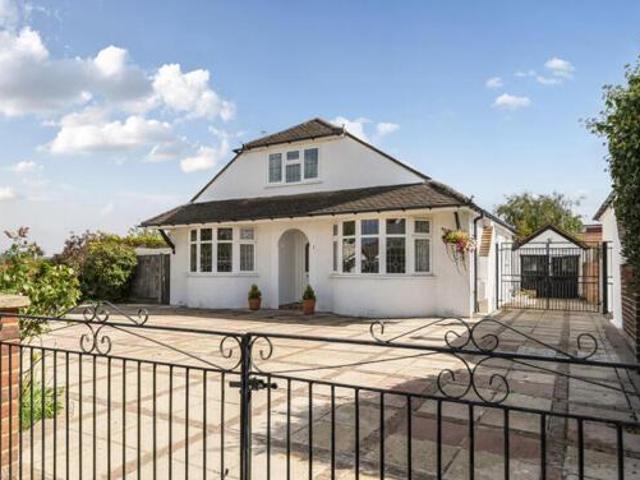 House for sale in Lambourn, West Berkshire