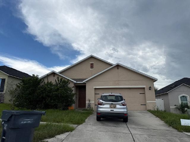 House for sale in Four Corners, Florida