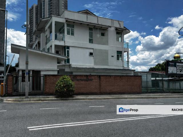 House for sale in Petaling, Damansara Damai