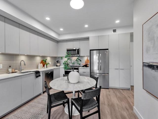 Apartment for rent in Brentwood Bay, British Columbia