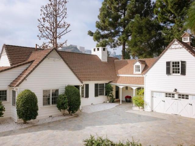 House for sale in Canoga Park, California