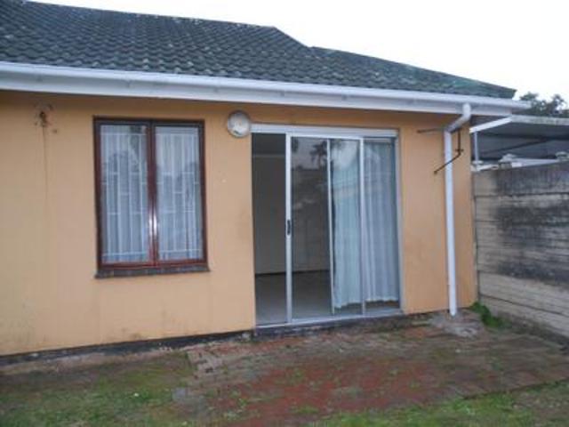 Townhouse for sale in Seaview, Kwazulu-natal