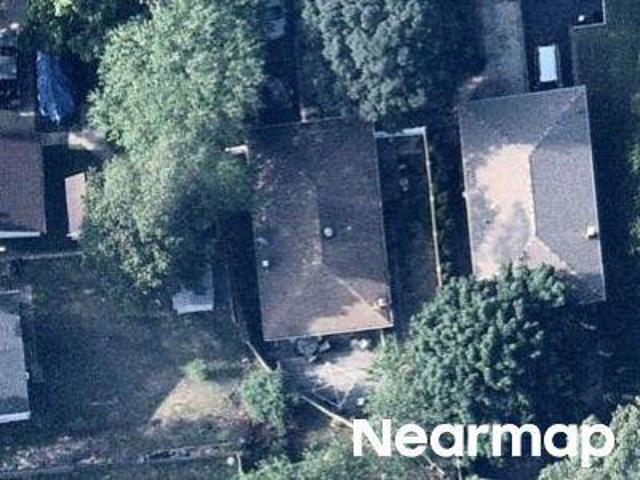 House for sale in Selden
