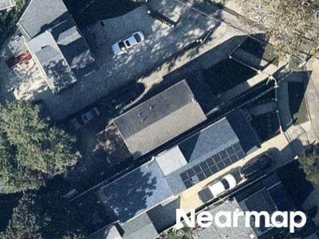 House for sale in Queens, Arverne