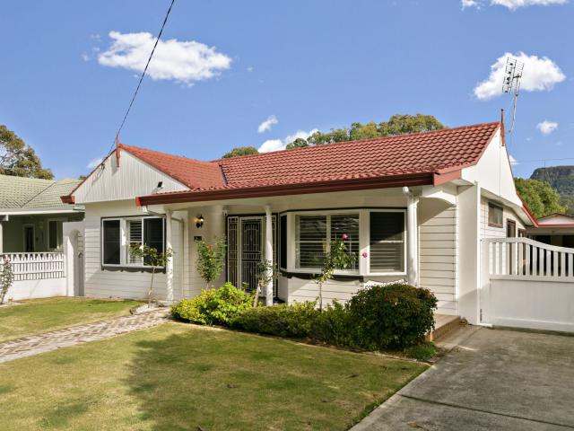 House for rent in Wollongong West, New South Wales